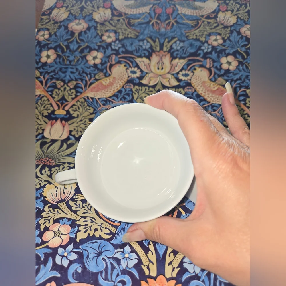 Set Of Two White Tea Cups with Black Chinese Drink Character Print - Picture 4 of 8